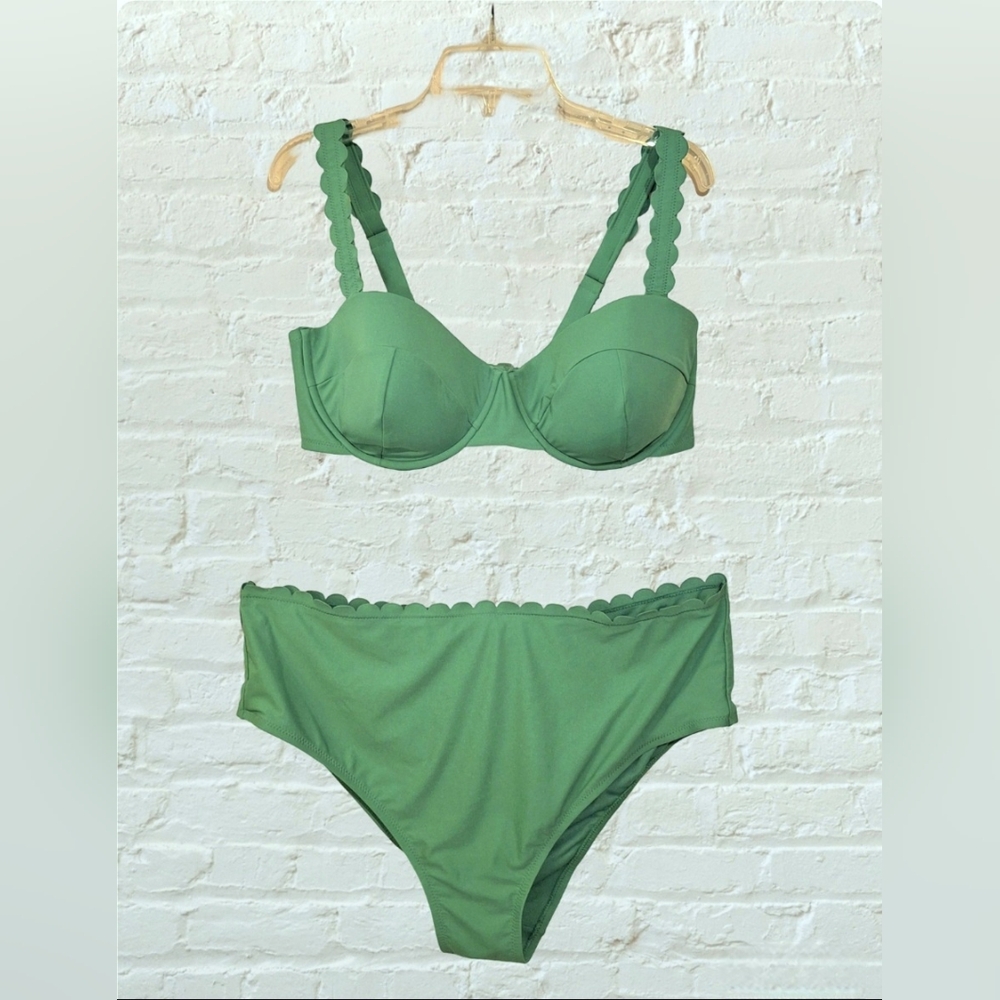 RHODE 2 piece bathing suit Green Scallop Edge & straps, Sz. 20/2X